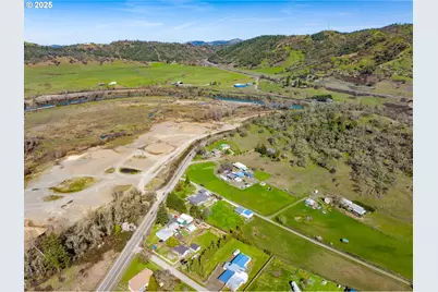 166 Whitson Ln, Myrtle Creek, OR 97457 - Photo 33