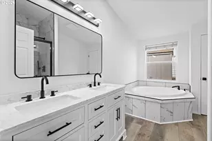 12450 SW Fischer Rd, Tigard, OR 97224 - Photo 9