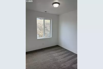 189 Quincy Ave, Roseburg, OR 97471 - Photo 13