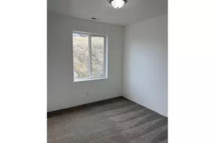 189 Quincy Ave, Roseburg, OR 97471 - Photo 13