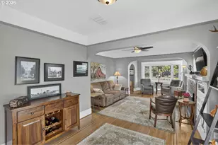 335 N 6th St, Saint Helens, OR 97051 - Photo 9