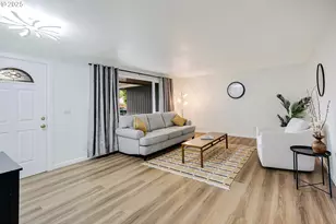 6050 SW Cross Creek Dr, Beaverton, OR 97078 - Photo 5