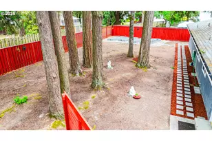 6050 SW Cross Creek Dr, Beaverton, OR 97078 - Photo 21