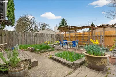 177 NE 34th Ct, Hillsboro, OR 97124 - Photo 31