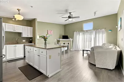 15325 NW Central Dr #304, Portland, OR 97229 - Photo 5