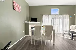 15325 NW Central Dr, Portland, OR 97229 - Photo 9