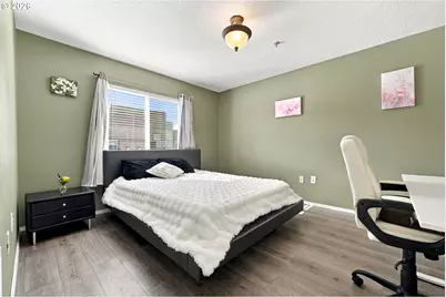 15325 NW Central Dr #304, Portland, OR 97229 - Photo 17