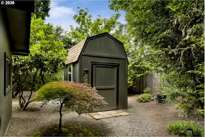 7725 SW Stewart St, Portland, OR 97223 - Photo 41