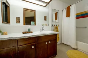 7725 SW Stewart St, Portland, OR 97223 - Photo 29