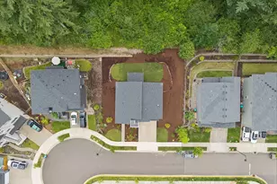 10025 SE Nicholas Dr, Happy Valley, OR 97086 - Photo 41