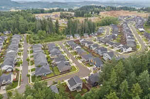 10025 SE Nicholas Dr, Happy Valley, OR 97086 - Photo 3