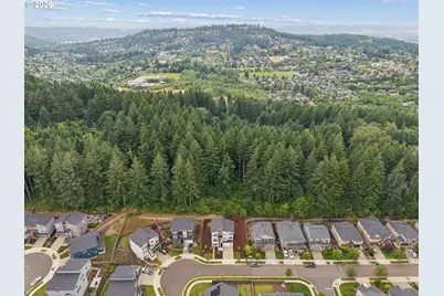 10025 SE Nicholas Dr, Happy Valley, OR 97086 - Photo 43