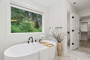 10025 SE Nicholas Dr, Happy Valley, OR 97086 - Photo 23