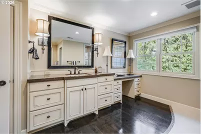 965 S Comus St, Portland, OR 97219 - Photo 21