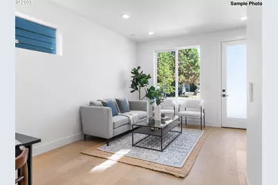 4358 NE Going St, Portland, OR 97218 - Photo 3