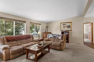 18485 SW Pacific Dr, Tualatin, OR 97062 - Photo 9