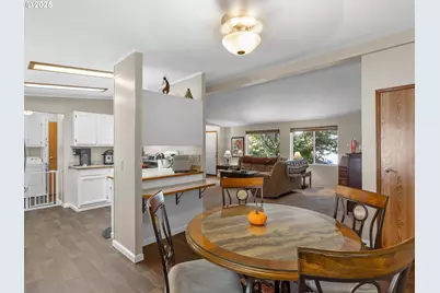 18485 SW Pacific Dr #64, Tualatin, OR 97062 - Photo 17