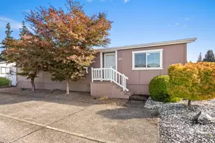 18485 SW Pacific Dr, Tualatin, OR 97062 - Photo 5