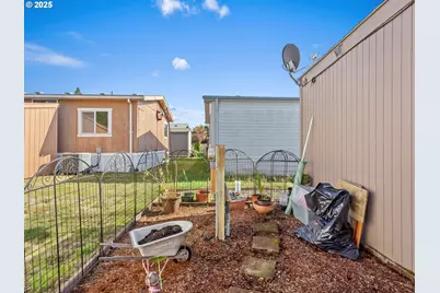 18485 SW Pacific Dr #64, Tualatin, OR 97062 - Photo 39