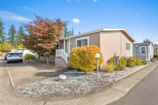 18485 SW Pacific Dr, Tualatin, OR 97062 - Photo 3