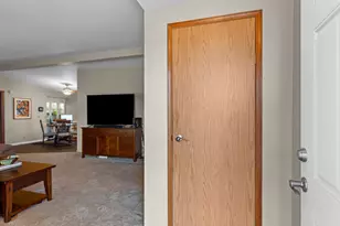 18485 SW Pacific Dr, Tualatin, OR 97062 - Photo 7