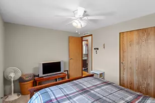 18485 SW Pacific Dr, Tualatin, OR 97062 - Photo 31