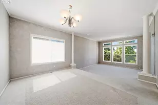 7816 SE Alta Verde Dr, Portland, OR 97266 - Photo 15