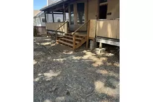 615 E 10th St, The Dalles, OR 97058 - Photo 5