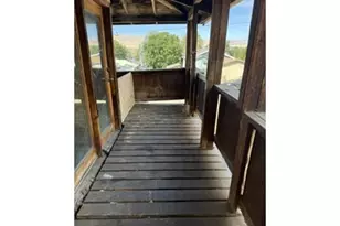 615 E 10th St, The Dalles, OR 97058 - Photo 13