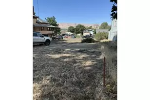 615 E 10th St, The Dalles, OR 97058 - Photo 11