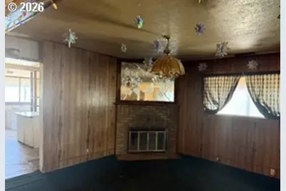 615 E 10th St, The Dalles, OR 97058 - Photo 7