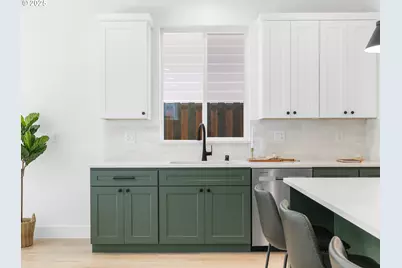 6715 NE 132nd St, Vancouver, WA 98686 - Photo 7