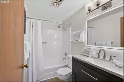 3641 NW Oceanview Dr #105, Newport, OR 97365 - Photo 23