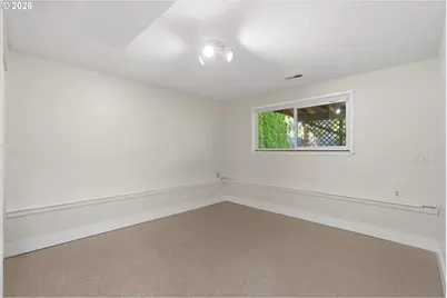 2160 SE Paloma Dr, Gresham, OR 97080 - Photo 27