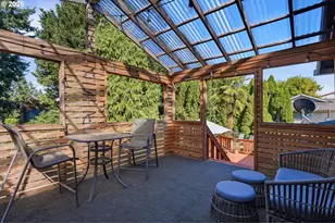 2160 SE Paloma Dr, Gresham, OR 97080 - Photo 3