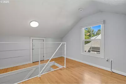 2325 SE Cesar E Chavez Blvd, Portland, OR 97214 - Photo 11