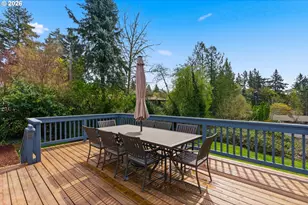 3734 SW Hamilton St, Portland, OR 97221 - Photo 33