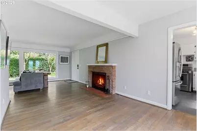 3734 SW Hamilton St, Portland, OR 97221 - Photo 9