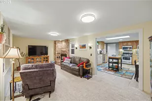 21 Westbrook Way, Eugene, OR 97405 - Photo 9