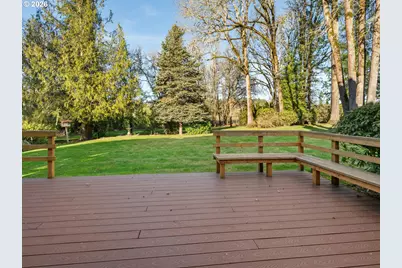 10061 NW Valley Vista Rd, Hillsboro, OR 97124 - Photo 35