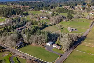 10061 NW Valley Vista Rd, Hillsboro, OR 97124 - Photo 43