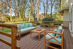 10061 NW Valley Vista Rd, Hillsboro, OR 97124 - Photo 33