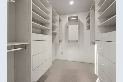 10061 NW Valley Vista Rd, Hillsboro, OR 97124 - Photo 23