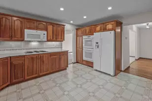 10061 NW Valley Vista Rd, Hillsboro, OR 97124 - Photo 13