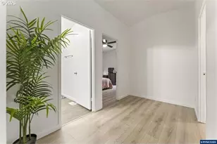 12323 SE Holgate Blvd, Portland, OR 97236 - Photo 15