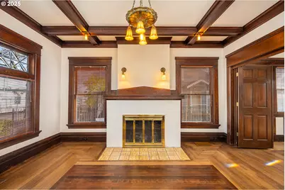 990 W 7th Ave, Eugene, OR 97402 - Photo 7