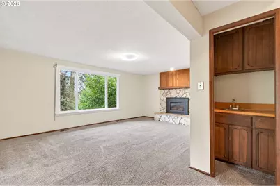 2090 Graham Dr, Eugene, OR 97405 - Photo 33