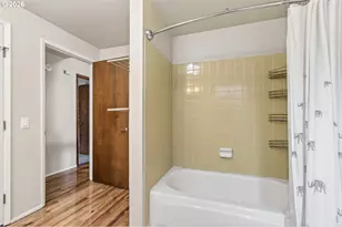 2090 Graham Dr, Eugene, OR 97405 - Photo 31