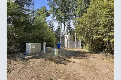 17450 Mountain Dr, Brookings, OR 97415 - Photo 45