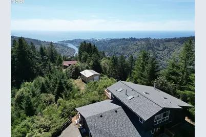 17450 Mountain Dr, Brookings, OR 97415 - Photo 1